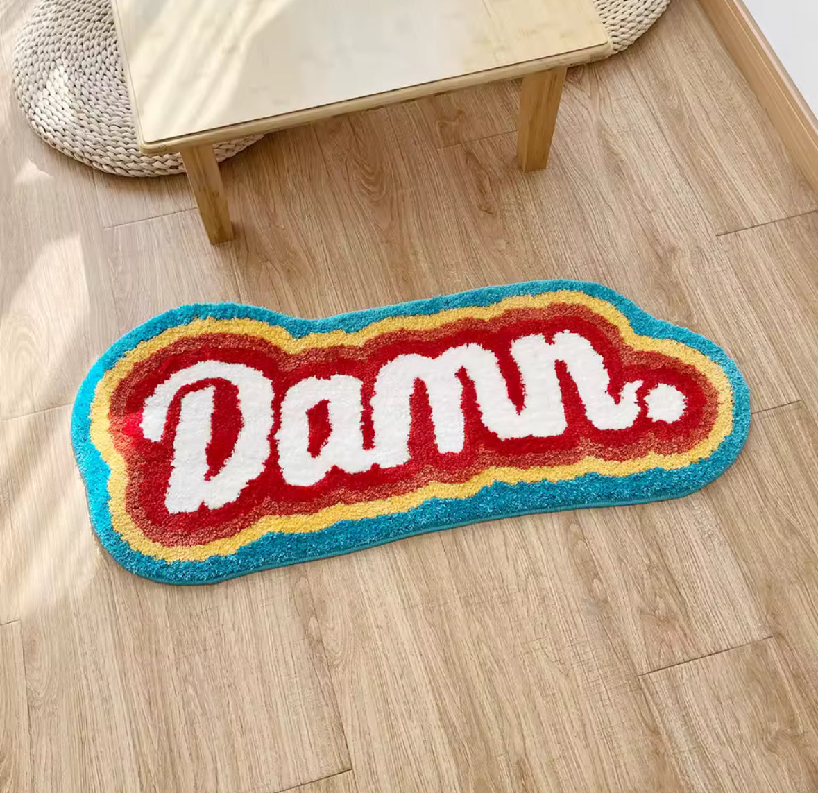 DAMN. RUG V1