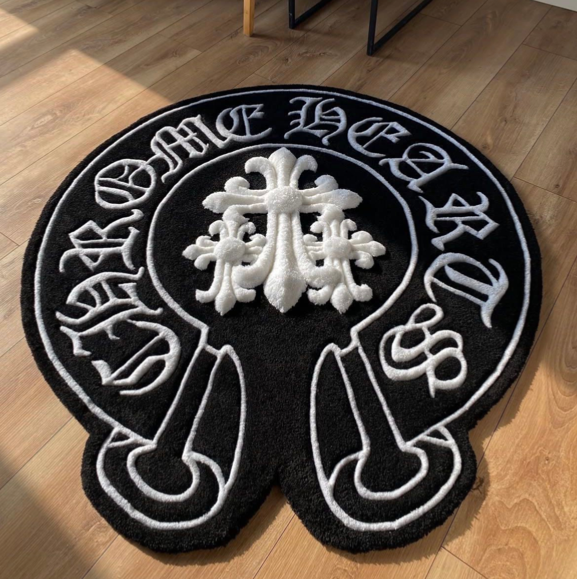 CH BLACK RUG V3